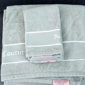 Juicy couture grey bath towel set